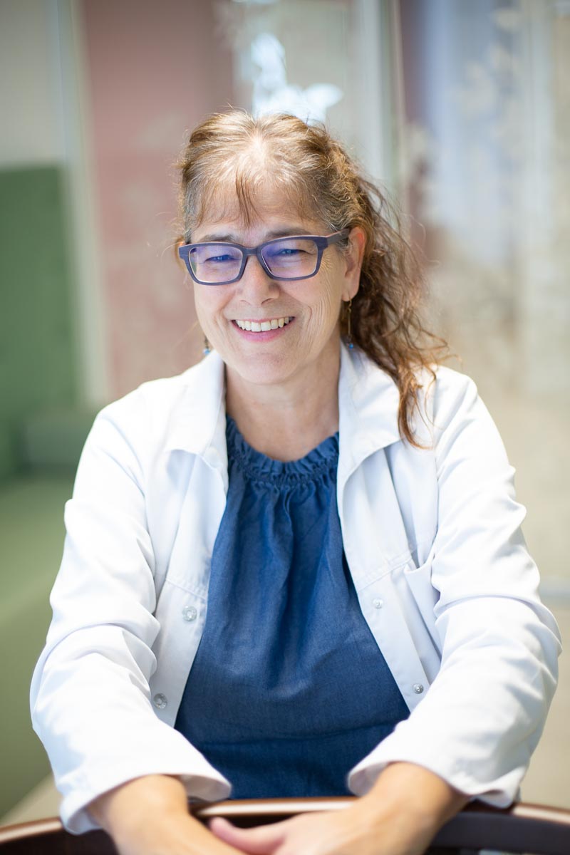 Dr. med. Regula Specker, Leiterin der Kosmetikabteilung